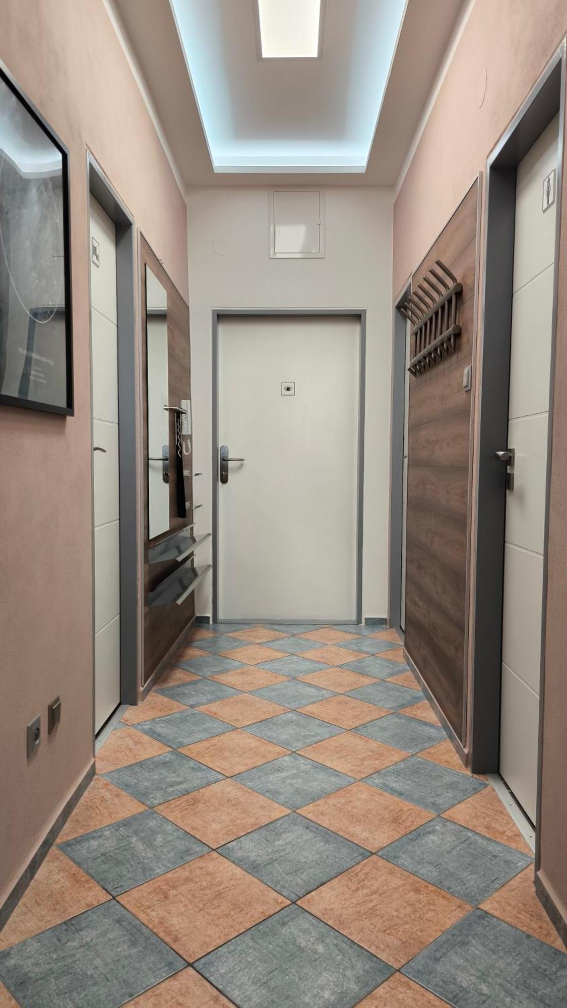 Suk Apartman 24 スフドル・ナト・ルジュニツィー エクステリア 写真